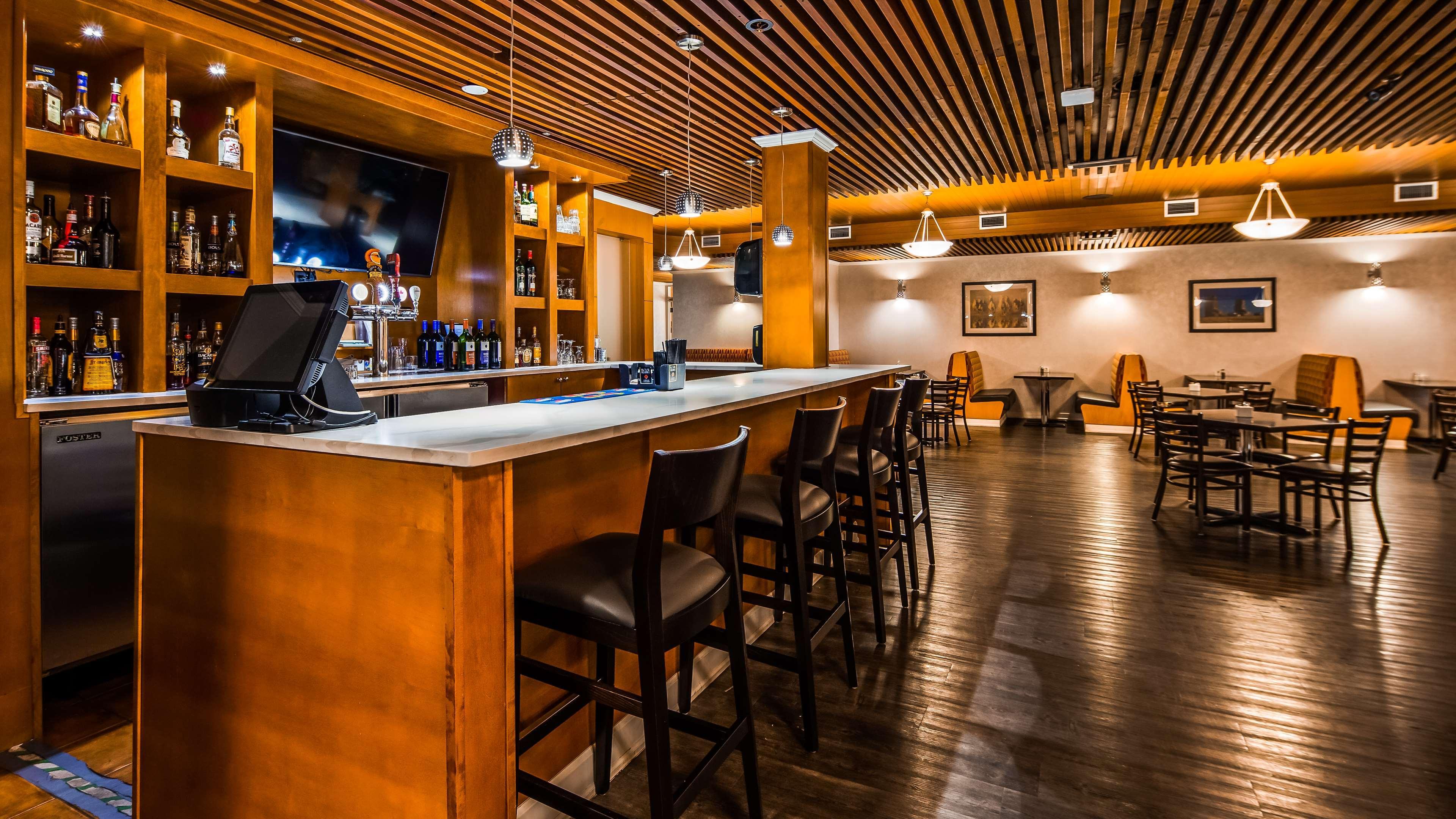 Best Western Cedar Park Inn Edmonton Exteriör bild