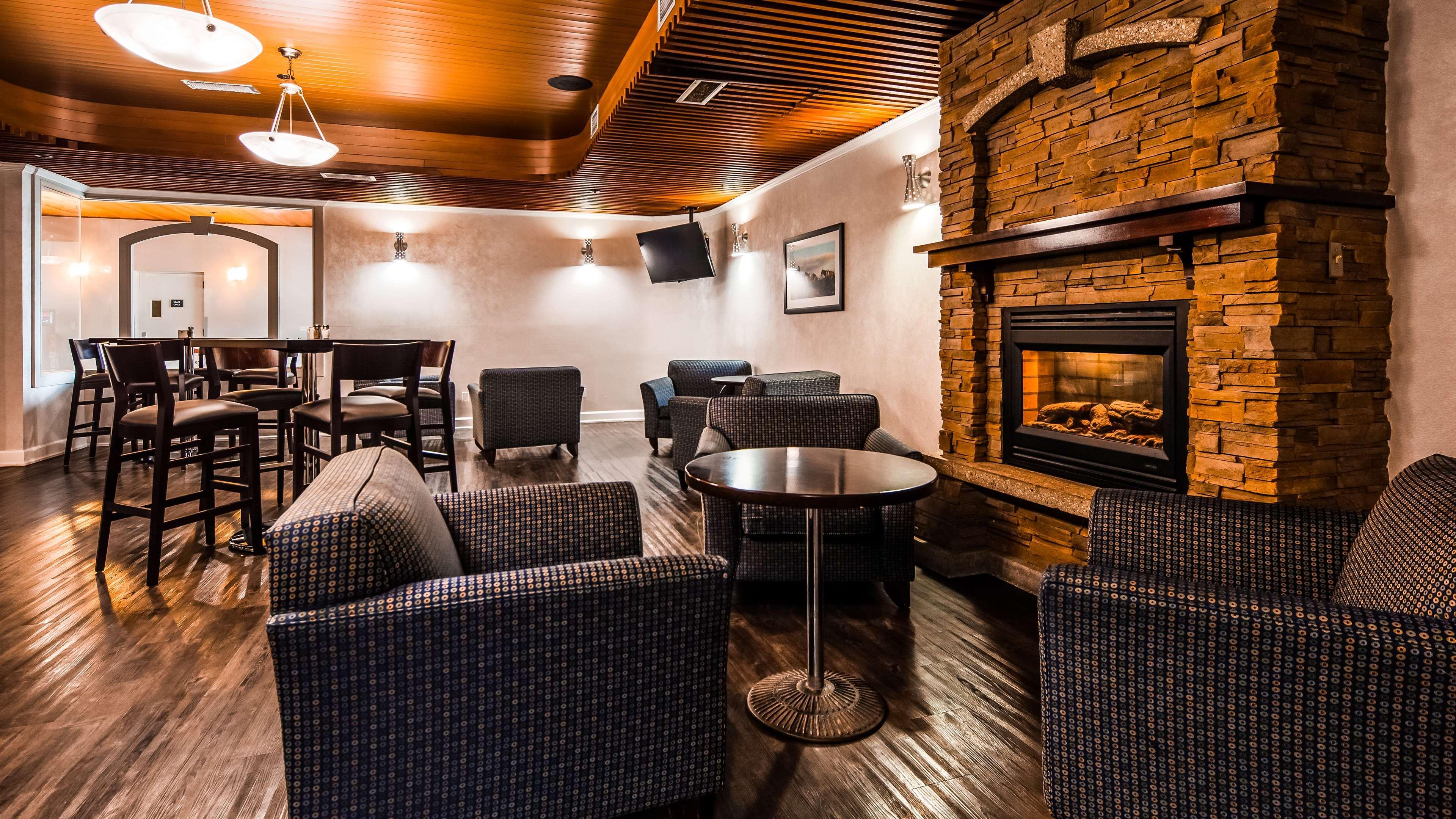 Best Western Cedar Park Inn Edmonton Exteriör bild