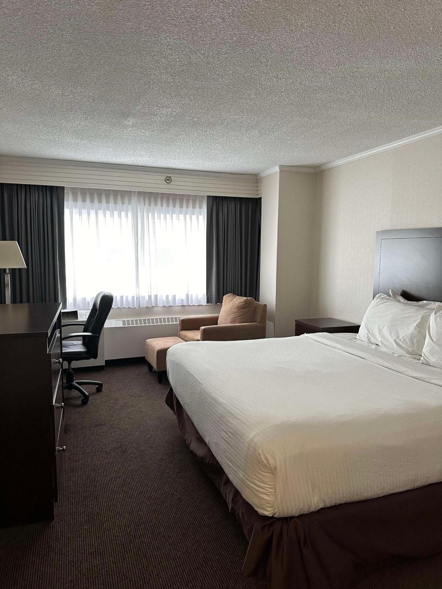 Best Western Cedar Park Inn Edmonton Exteriör bild
