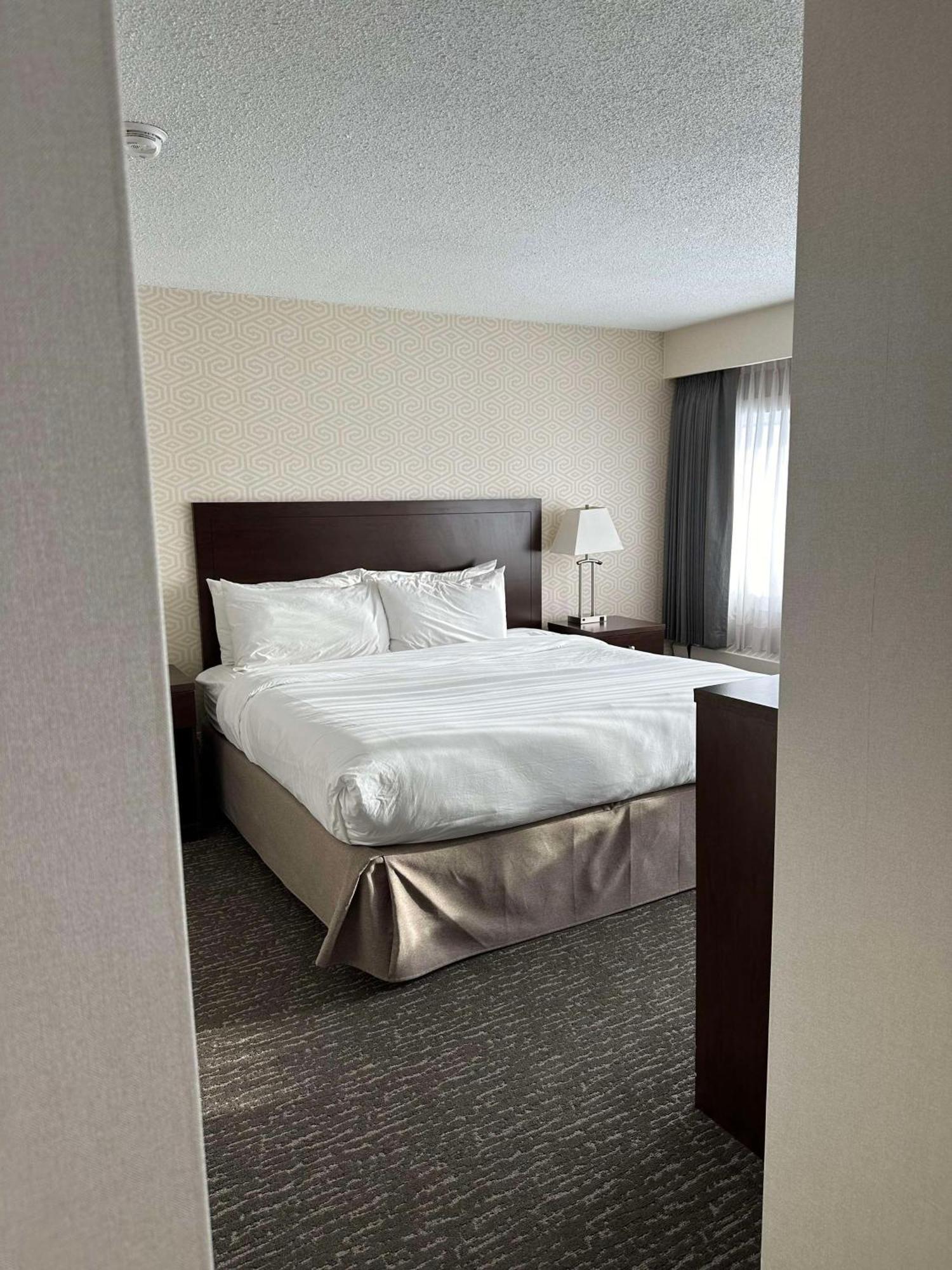 Best Western Cedar Park Inn Edmonton Exteriör bild
