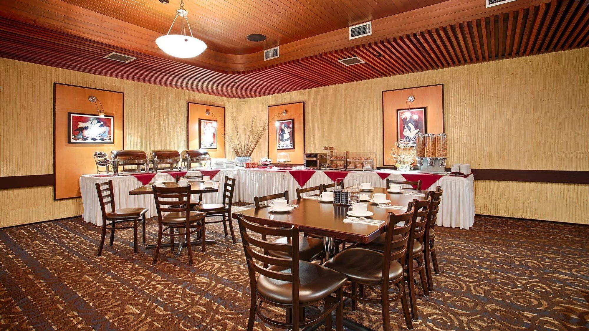 Best Western Cedar Park Inn Edmonton Exteriör bild