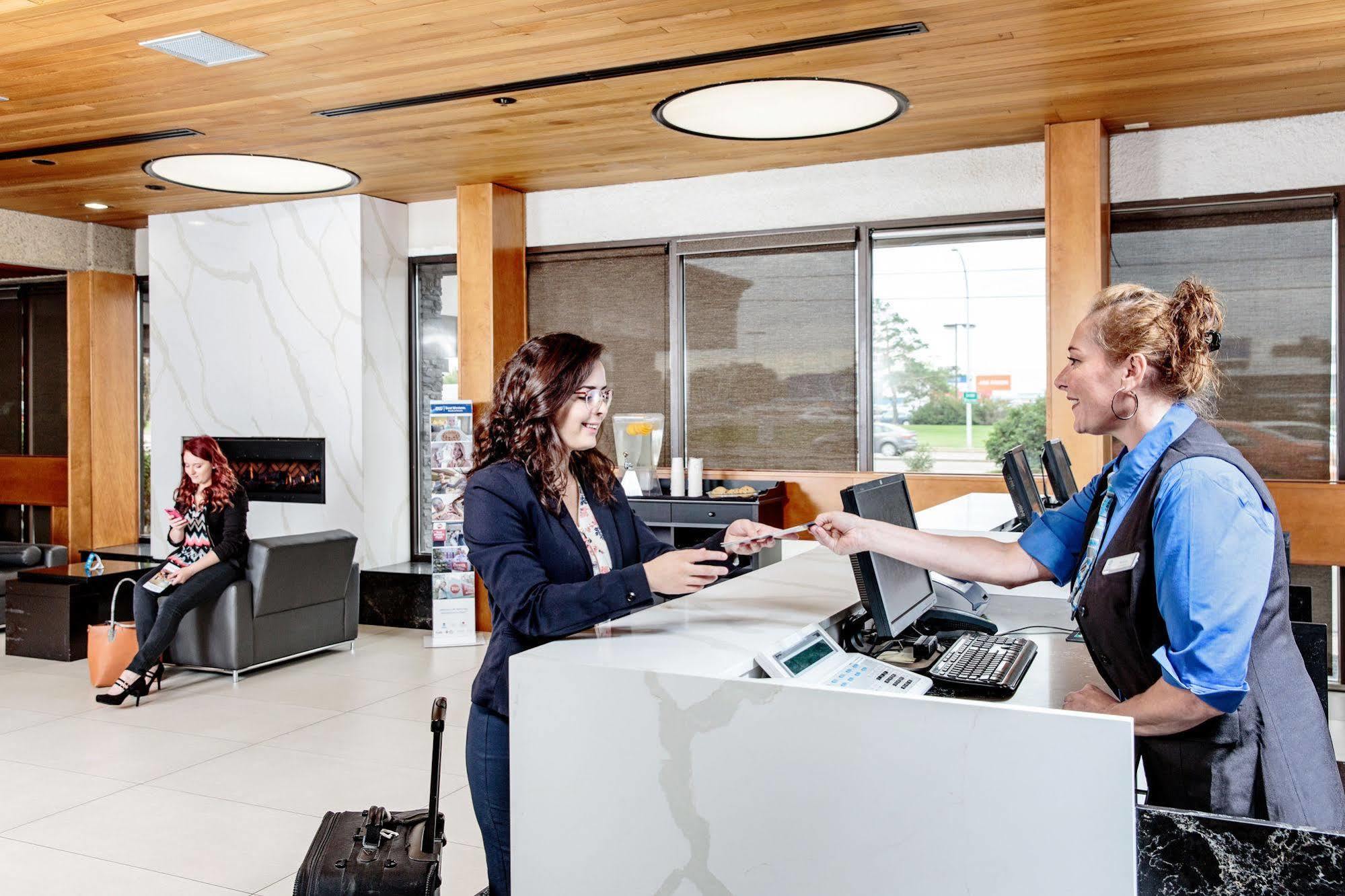 Best Western Cedar Park Inn Edmonton Exteriör bild